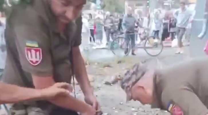 У мережі публікують відео силової мобілізації в Кременчуці