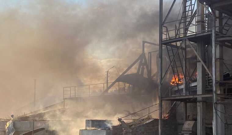 Харківська прокуратура опублікувала наслідки вчорашнього авіаудару по Богодухову