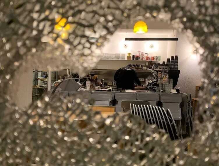 In Lviv, an inadequate person trashed a café of a Ukrainian Armed Forces soldier