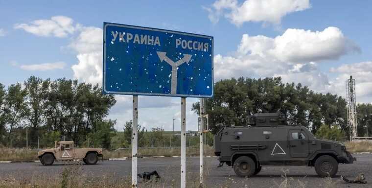 Українські військові допомагають росіянам у Суджі підготуватися до холодів