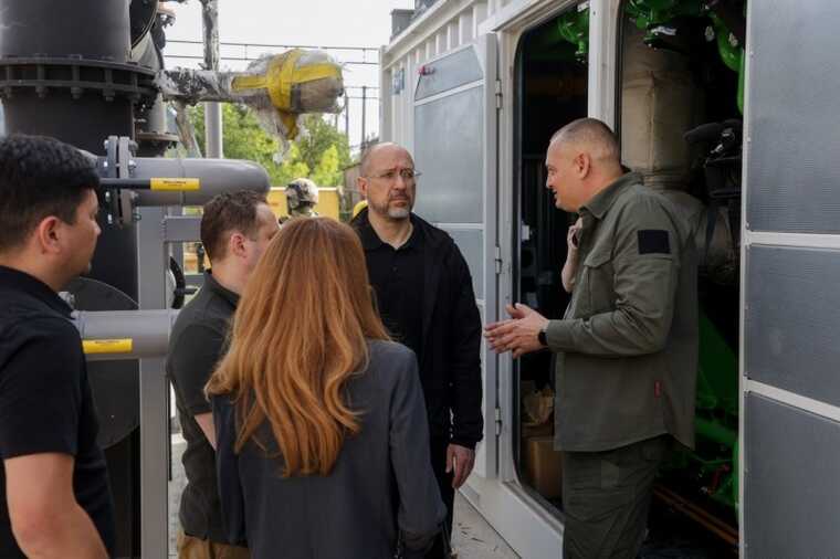 Шмигаль: Уночі Росія атакувала три енергооб’єкти, один із них - у Миколаївській області