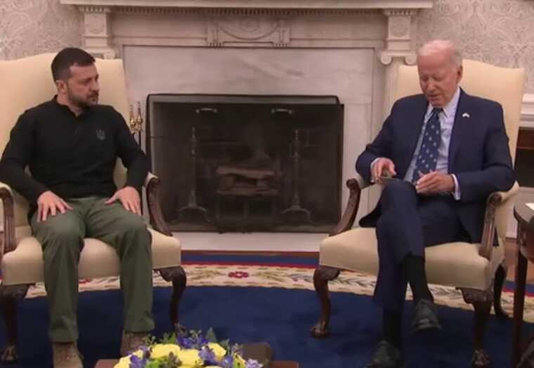 In the White House, the meeting between Biden and Zelenskyy has started