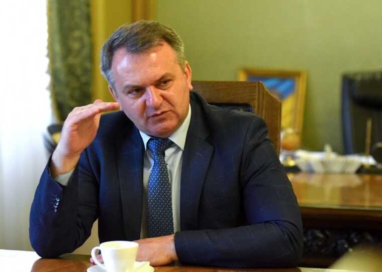 Депутат Олег Синютка оформив маєток біля Львова на тещу