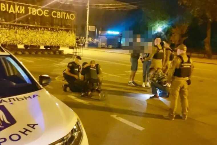 На Контрактовій площі Києва зупинили скутериста, який п’яним ганяв пішохідною зоною