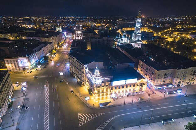 У Харкові відновили вуличне освітлення