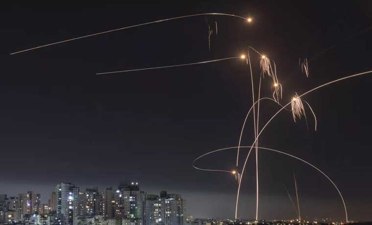 Іранські ракети зуміли пробитися через ізраїльську багаторівневу систему ППО