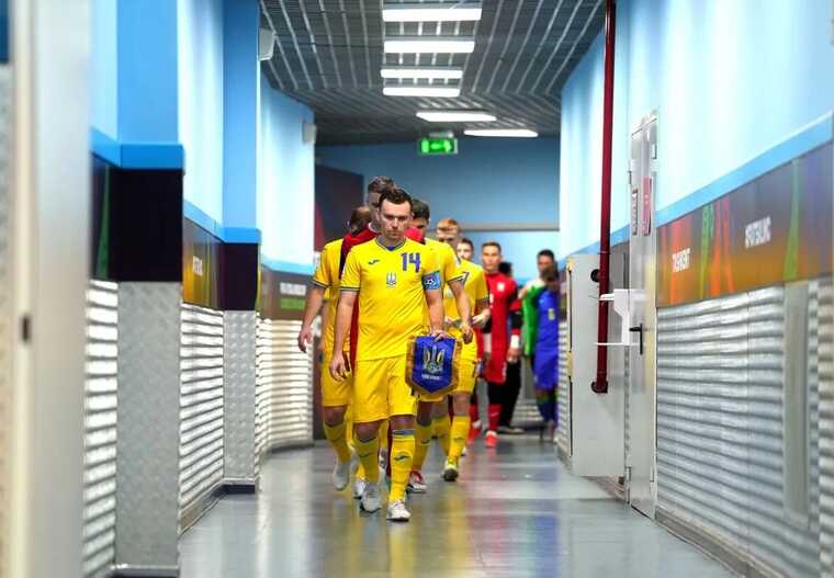Лідер збірної України травмувався під час півфіналу Чемпіонату світу з футзалу