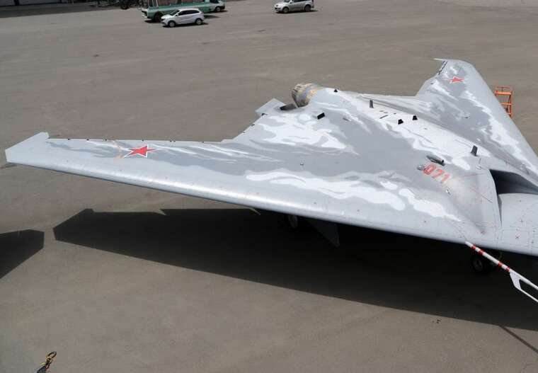 ЦПД: БпЛА «Охотник» має за планом РФ атакувати Україну плануючими бомбами УМПБ Д-30