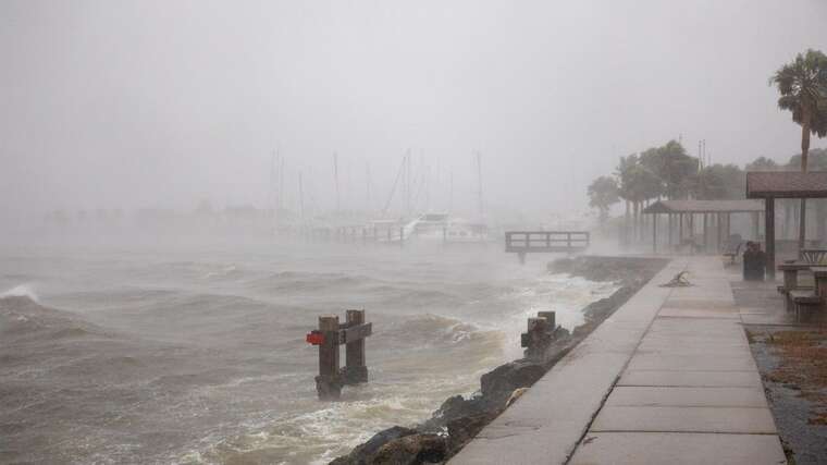 У Сполучених Штатах через ураган "Мілтон" уже загинуло щонайменше 12 осіб