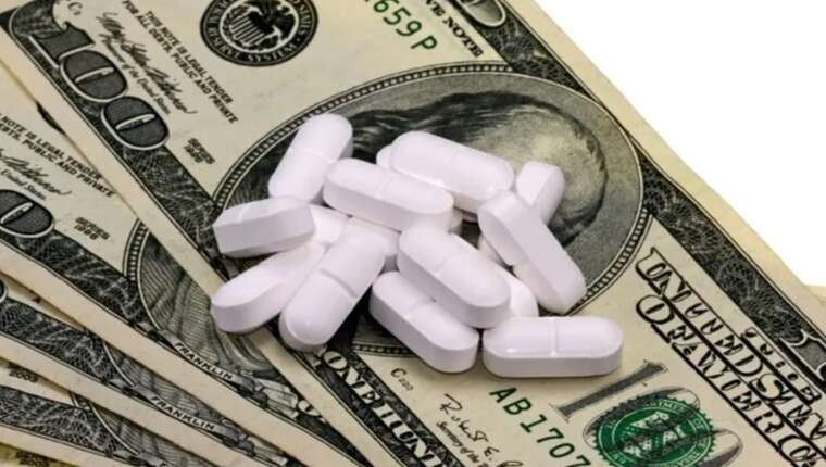 Фармацевтические компании на службе агрессора: кто продолжает получать прибыль в РФ