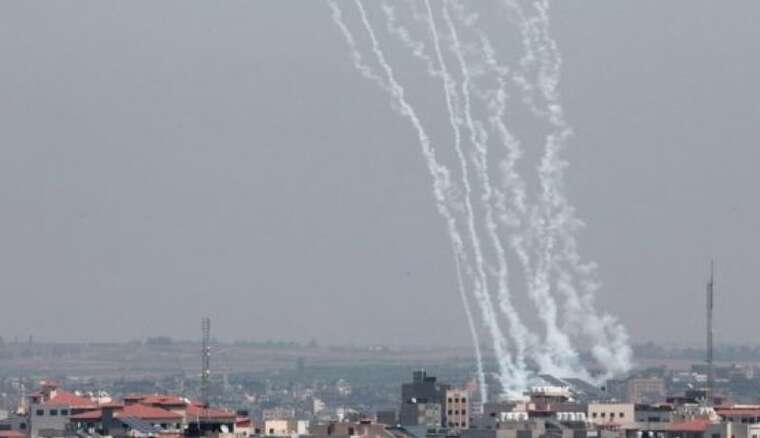 Армия Израиля зафиксировала запуск около 100 ракет со стороны Ливана