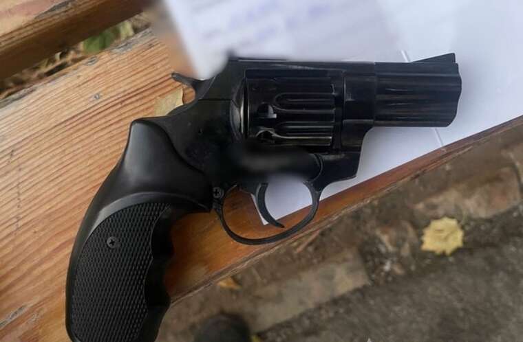 У Нікополі чоловік під час конфлікту почав стрілянину