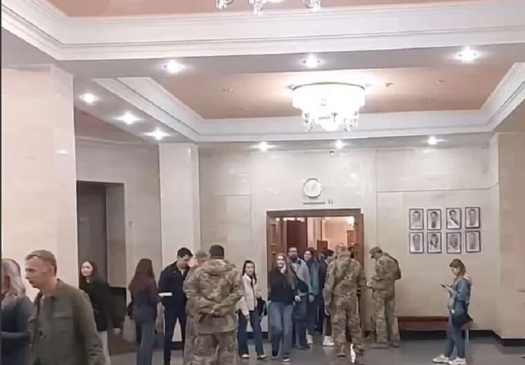 The employees of the TRC attended the stand-up comedian Anton Tymoshenkos concert in Cherkasy