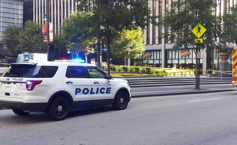 Невідомий влаштував стрілянину біля університету в США: є загиблий і поранені