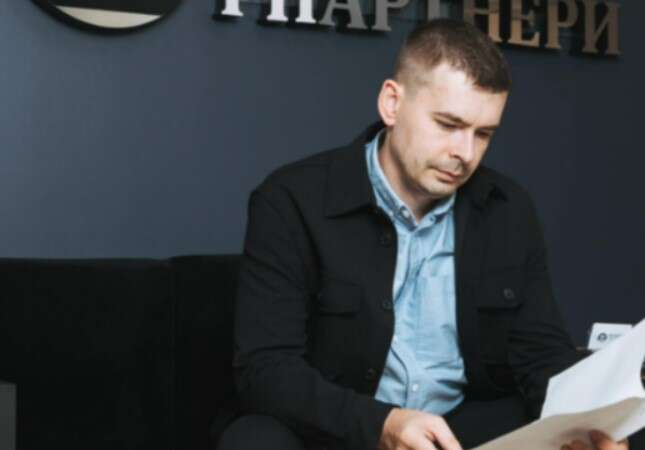 В Ужгородском ТЦК уже шесть дней держат адвоката Александра Пересоляка