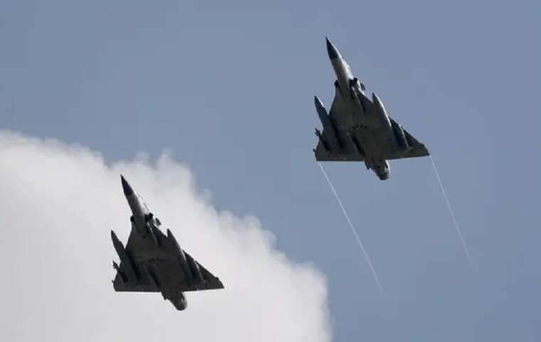 Над Тайванем під час навчань було помічено рекордну кількість бойових літаків КНР