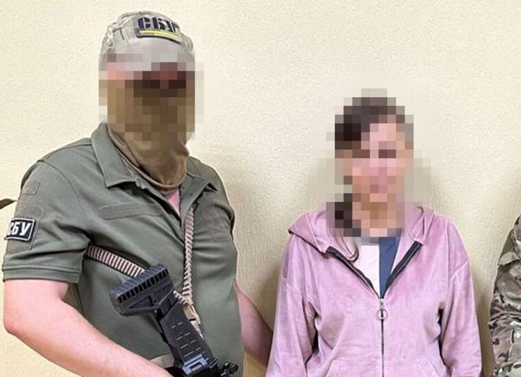 СБУ запобігла втечі з України агентки ФСБ: допомагала ворогу наступати на Покровськ