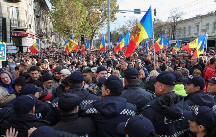 Reuters: РФ навчала громадян Молдови влаштовувати заворушення