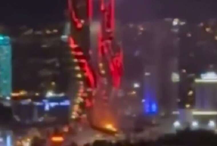 У Туреччині сталася пожежа в хмарочосах