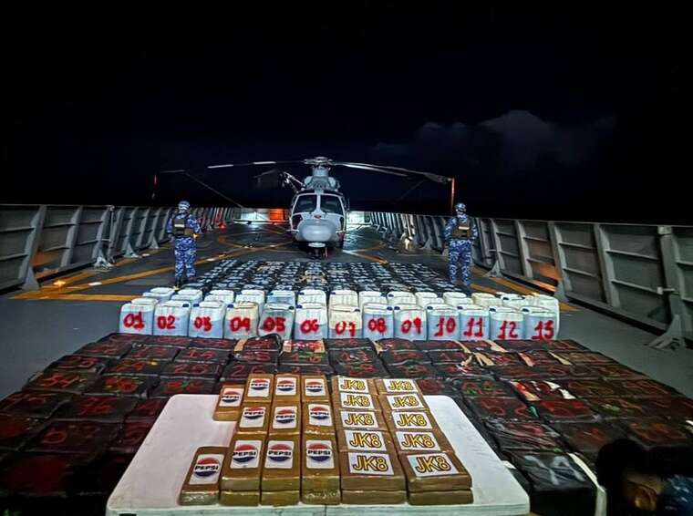 ВМС Мексики вилучили понад вісім тонн наркотиків