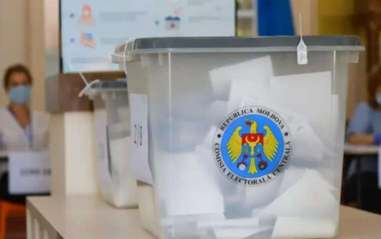 У Молдові заявили, що росіяни створюють штучні черги на виборчих дільницях
