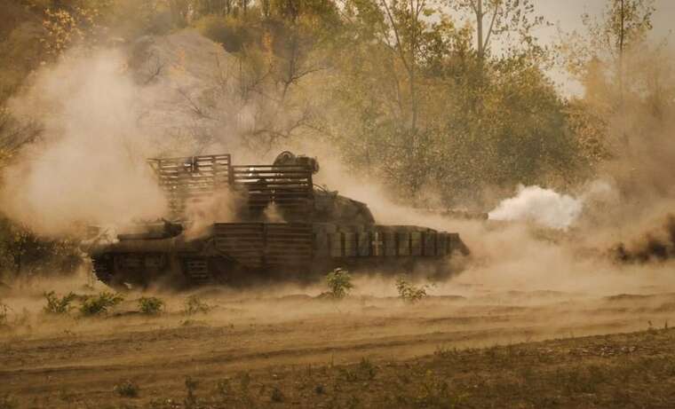На Курахівському напрямку противник посилює атаки броньованими штурмами, - офіцер ЗСУ