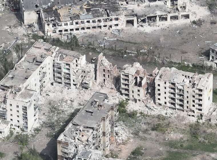 The occupiers are destroying Chasiv Yar: a drone video has appeared online
