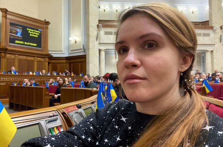 Нардеп Безугла повідомила, що шукає адвоката для судового розгляду з Федієнко