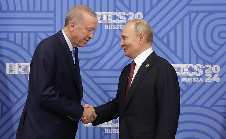 Путин на саммите БРИКС не смог произнести имя Эрдогана