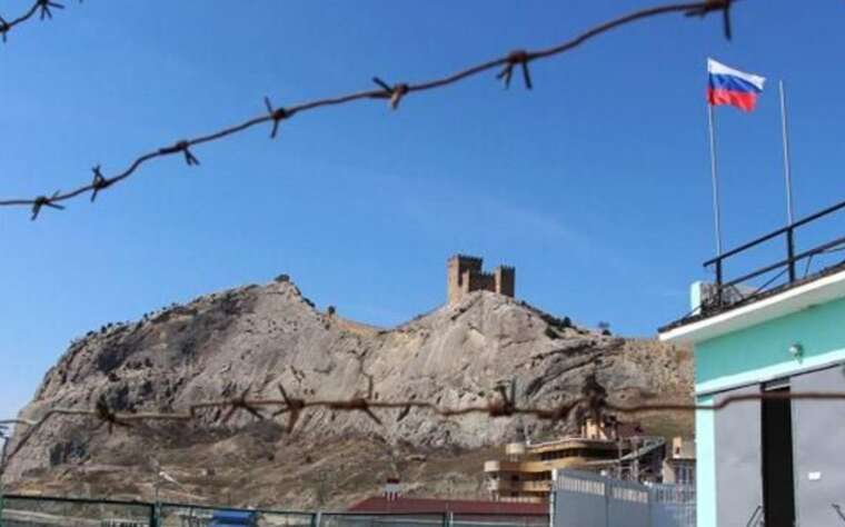 В окупованому Криму дрон завдав удару по радіолокаційній станції загарбників, - соцмережі