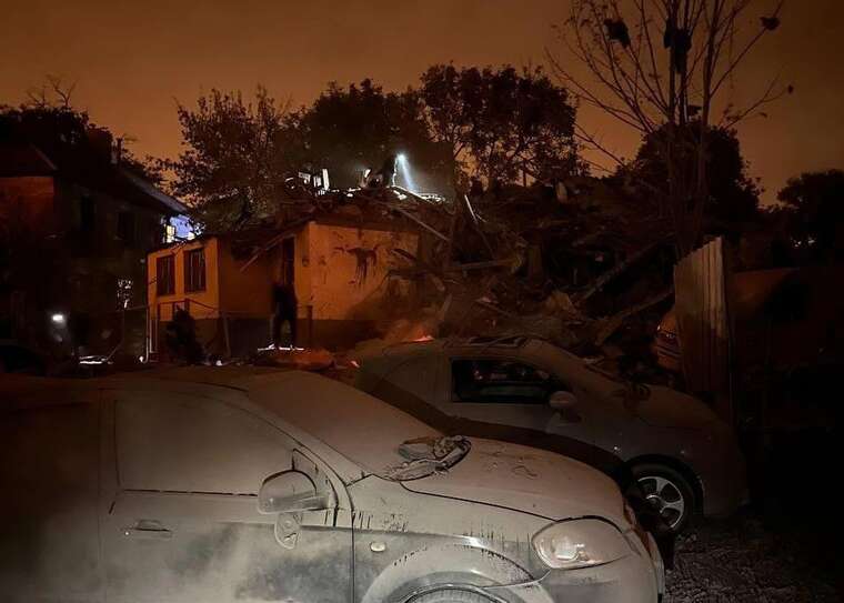 В Днепре погибли две женщины: количество пострадавших возросло до 10