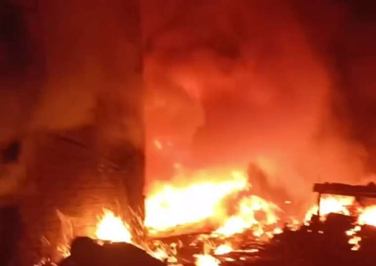 Strike on Kryvyi Rih: a three-story residential building damaged, a fire is reported