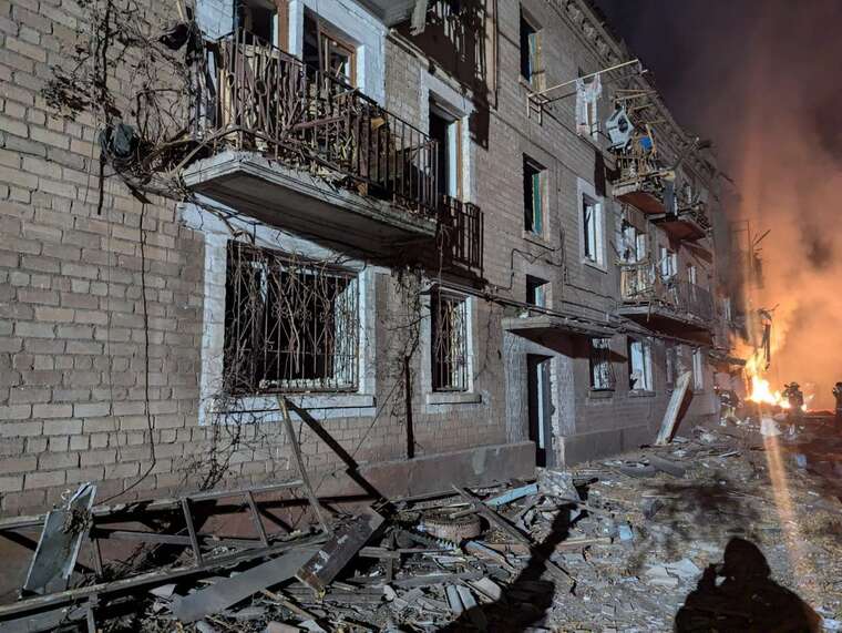 У Кривому Розі кількість поранених внаслідок ракетного удару зросла до 14 осіб