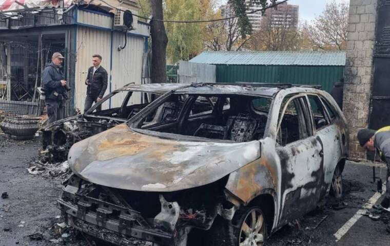 Цієї ночі в Києві багато руйнувань через уламки збитих БпЛА