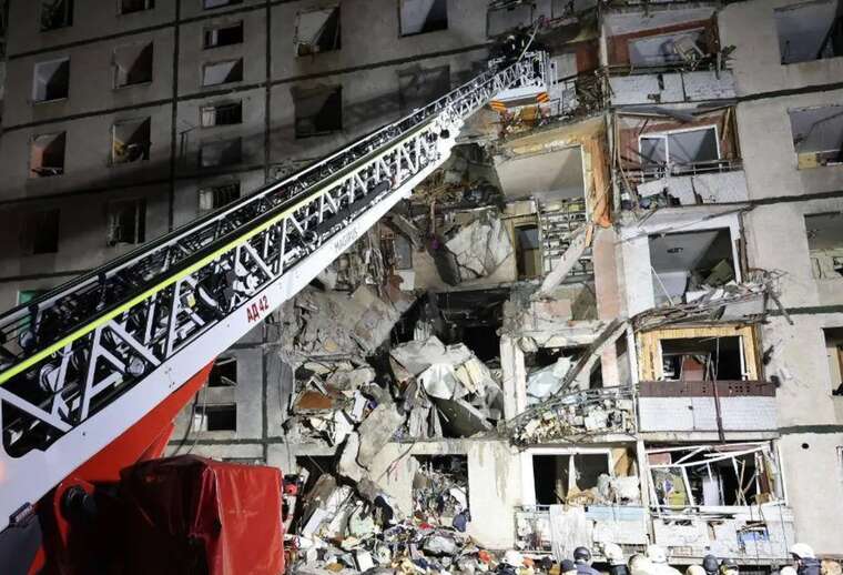 Спасатели нашли тело 15-летнего мальчика, которого РФ убила ударом по Харькову