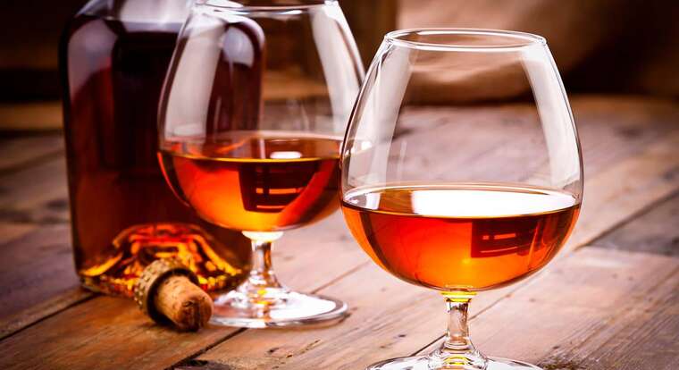 Прем’єр-міністр Вірменії запропонував відмовитися від назви «вірменський коньяк» на користь Франції