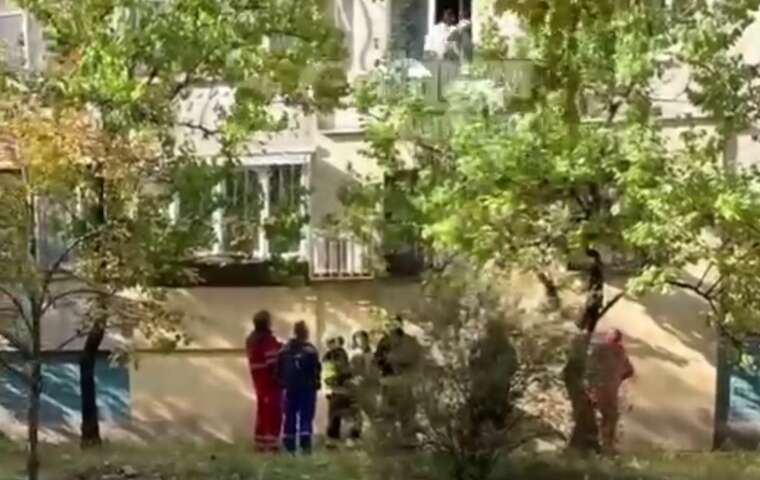 У Дніпрі дівчина-підліток намагалась скоїти самогубство