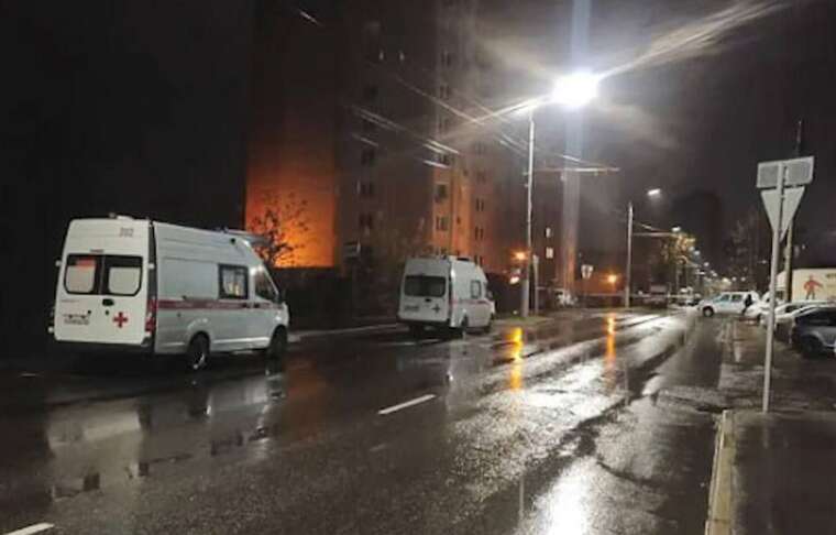 У російському Брянську вночі дрон вдарив по житловому багатоповерховому будинку