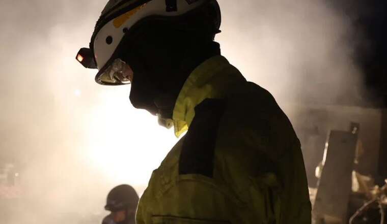 Окупанти завдали удару по Дніпру: почалася пожежа