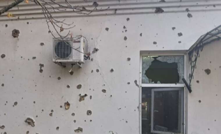 Росіяни завдали удару по лікарні в Білозерській громаді