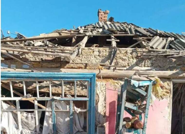 На Херсонщині загарбники обстріляли церкву та навчальний заклад: є загиблий, поранено трьох дітей