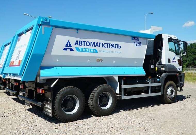 "Автомагістраль-Південь": держава створила монстра, який тепер хоче його шантажувати