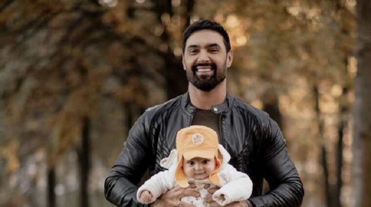 Віталій Козловський показав сина в соцмережах