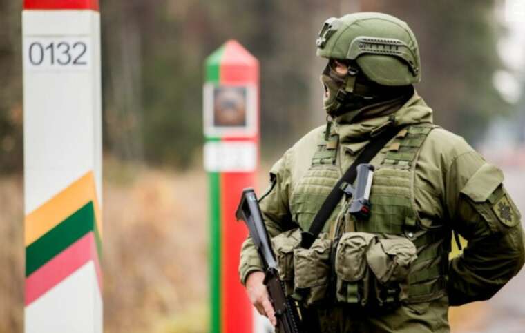 Литва планує заборонити службу в армії громадянам із подвійним громадянством РФ і Білорусі
