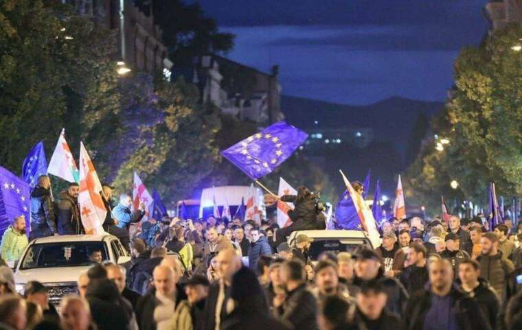 У Тбілісі проходить протест проти підсумків парламентських виборів у Грузії