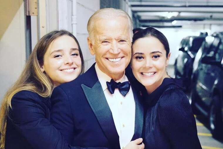 Найстарша онука Байдена оригінально повідомила про свою вагітність