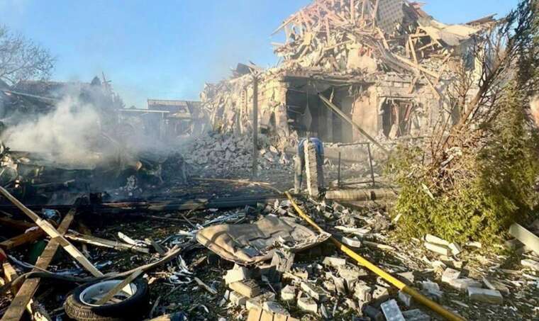 Окупанти здійснили масований удар КАБами по Запоріжжю: є приліт по лікарні