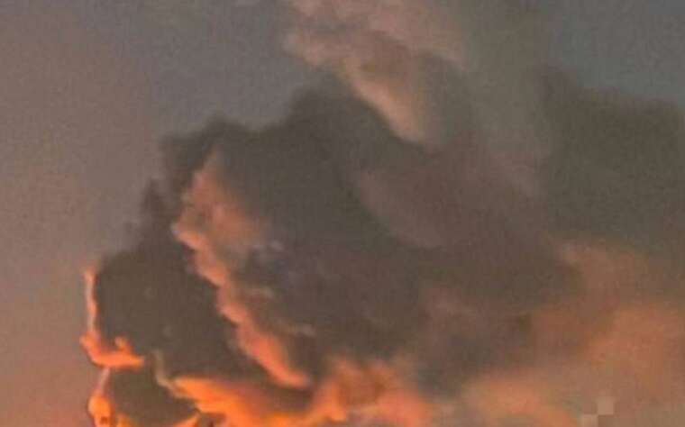 В Одессе вражеский БПЛА попал в жилой дом: начался пожар