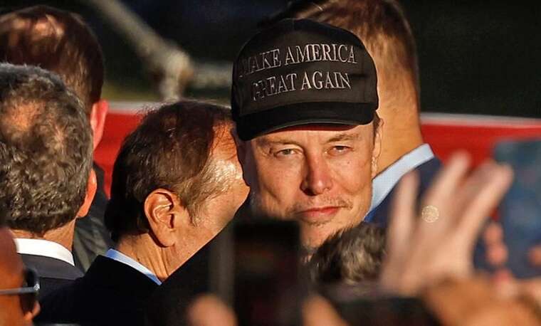 Илон Маск назвал Шольца «дураком»