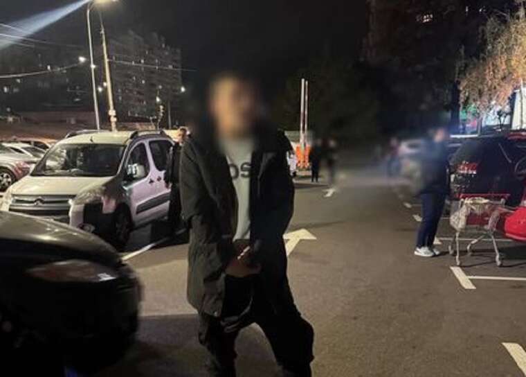 Чоловіки влаштували стрілянину в Києві: їх затримала поліція